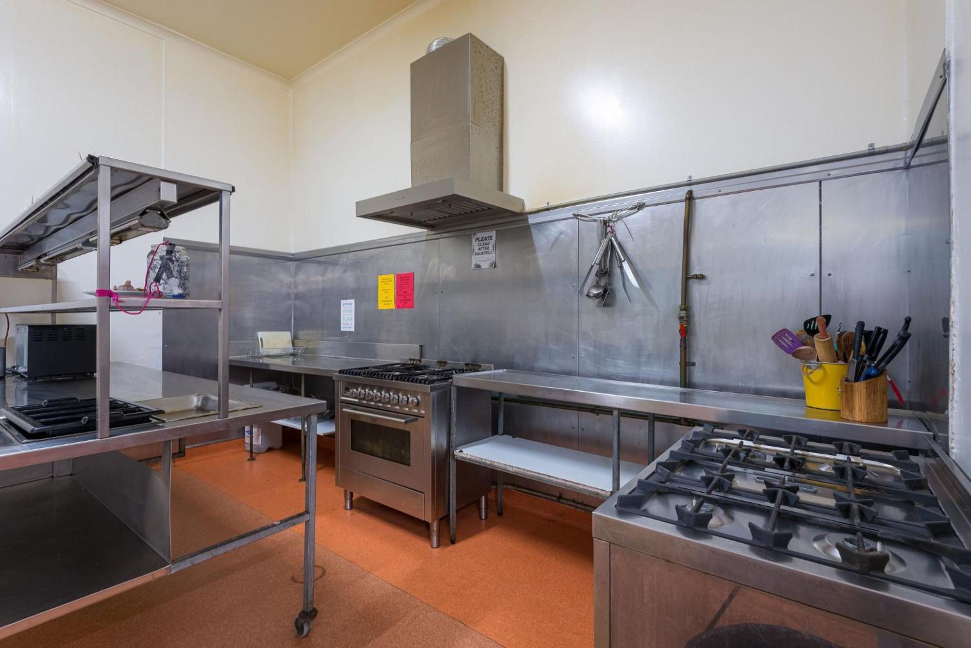 1849 แบ๊คแพคเกอร์ Hostel แอลบานี ภายนอก รูปภาพ